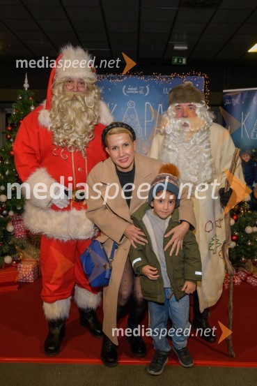  ... ;  Natalija Cvetko, Mediaspeed d.o.o.;  Teo Anton Cvetko;  ... Premiera prvega slovenskega  božičnega filma KAPA  v Mariboxu