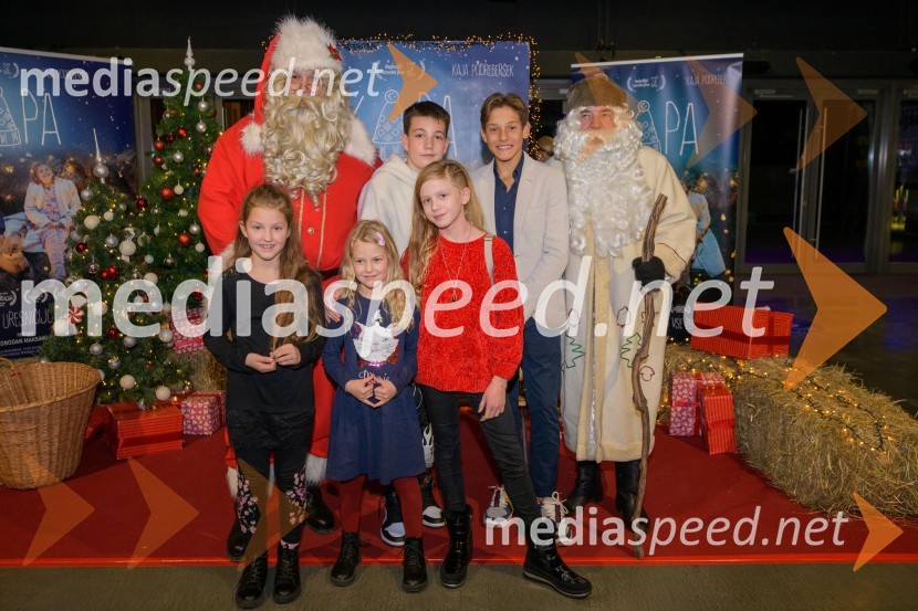  ... ;  ... ;  ... ;  Emil Kulović, igralec;  Kaja Podrebersek, igralka;  Tilen Kolbe, igralec;  ... Premiera prvega slovenskega  božičnega filma KAPA  v Mariboxu
