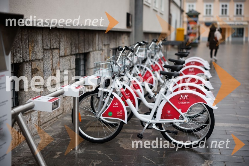 Odprtje dnevno varstvenega centra na Planini