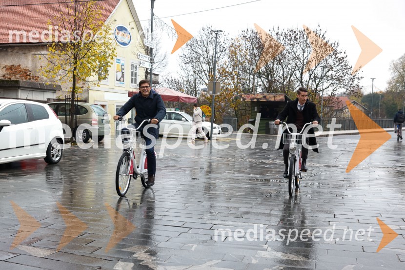  Matjaž Rakovec, župan Mestne občine Kranj;  Janez Černe, podžupan Mestne občine KranjOdprtje dnevno varstvenega centra na Planini