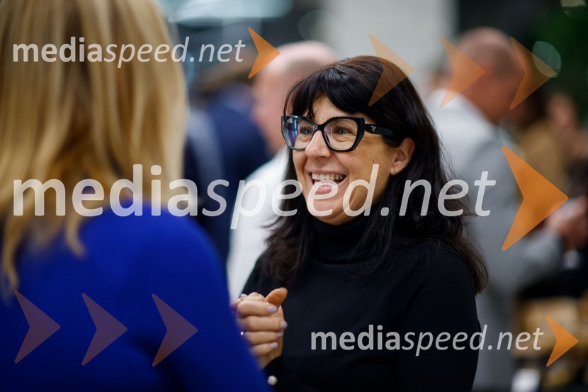  Monika Lapanja, direktorica, Center poslovne odličnosti, Ekonomska fakulteta, Univerza v LjubljaniPoslovna liderka in poslovni lider 2023