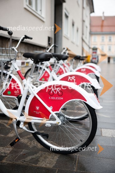 Odprtje dnevno varstvenega centra na Planini