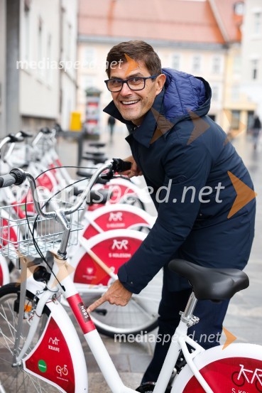  Matjaž Rakovec, župan Mestne občine KranjOdprtje dnevno varstvenega centra na Planini