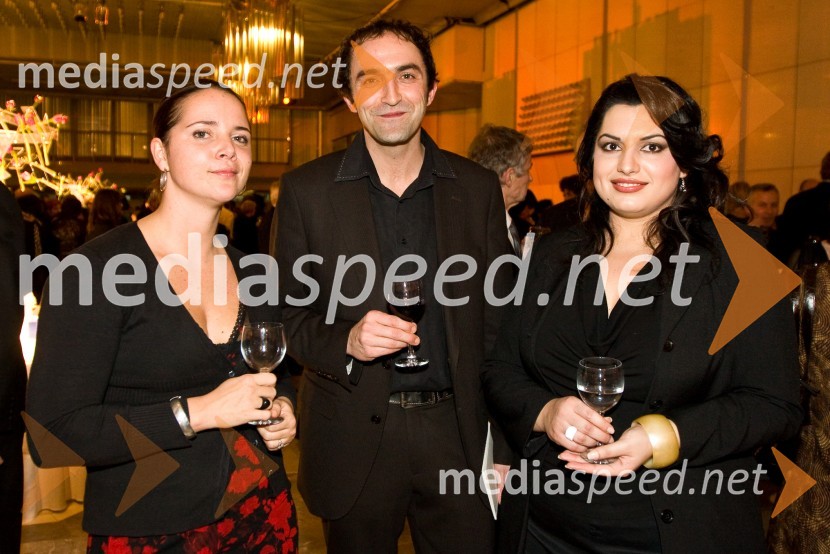 Vito Rožej, igralec z dekletom in Irena Preda, sopranistkaPodelitev Prešernovih nagrad 2009