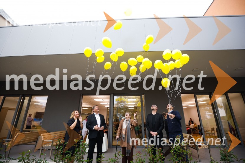  Nadja Gantar, direktorica, Dom upokojencev Kranj; dr. Aleksander Jevšek, minister za razvoj in EU kohezijsko politiko;  ... ;  Primož Siter, glasbenik, radijski urednik, aktivist, politik;  Matjaž Rakovec, župan Mestne občine KranjOdprtje dnevno varstvenega centra na Planini