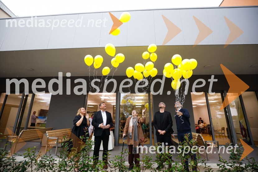  Nadja Gantar, direktorica, Dom upokojencev Kranj; dr. Aleksander Jevšek, minister za razvoj in EU kohezijsko politiko;  ... ;  Primož Siter, glasbenik, radijski urednik, aktivist, politik;  Matjaž Rakovec, župan Mestne občine KranjOdprtje dnevno varstvenega centra na Planini