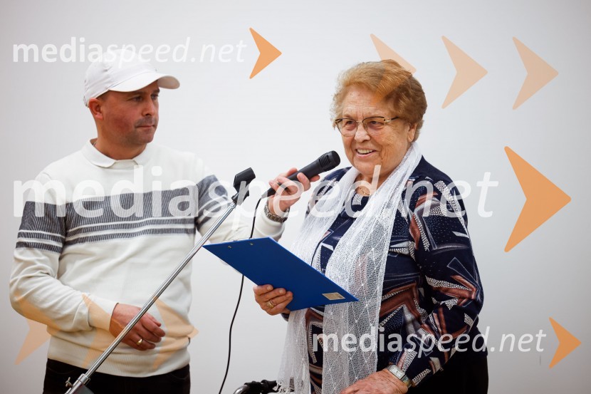 Odprtje dnevno varstvenega centra na Planini