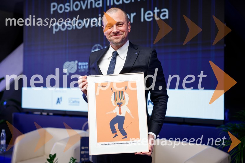  Blaž Brodnjak, predsednik AmCham Slovenija, predsednik uprave NLB, Manager leta 2022.Poslovna liderka in poslovni lider 2023