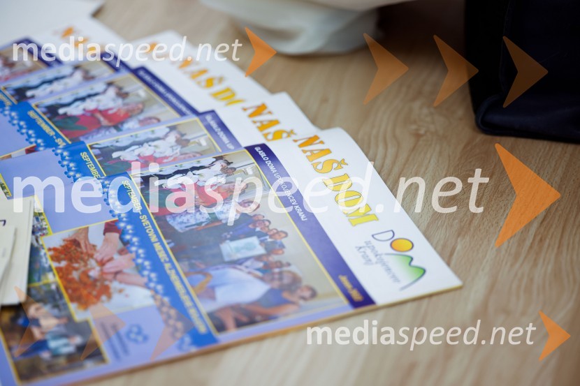 Odprtje dnevno varstvenega centra na Planini