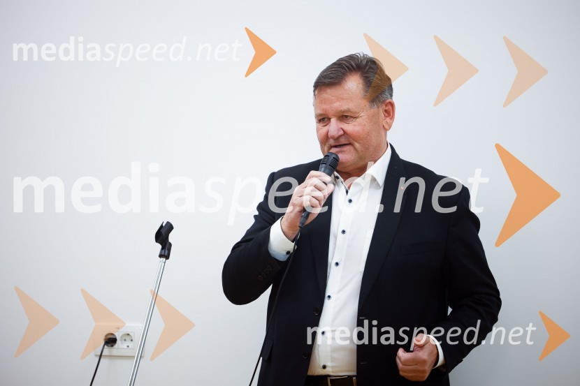 dr. Aleksander Jevšek, minister za razvoj in EU kohezijsko politikoOdprtje dnevno varstvenega centra na Planini