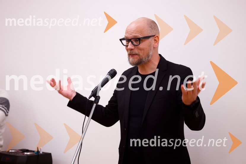  Primož Siter, glasbenik, radijski urednik, aktivist, politikOdprtje dnevno varstvenega centra na Planini