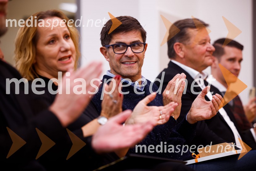  Nadja Gantar, direktorica, Dom upokojencev Kranj;  Matjaž Rakovec, župan Mestne občine Kranj; dr. Aleksander Jevšek, minister za razvoj in EU kohezijsko politikoOdprtje dnevno varstvenega centra na Planini