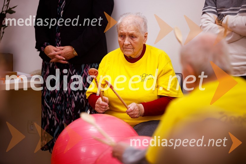 Odprtje dnevno varstvenega centra na Planini