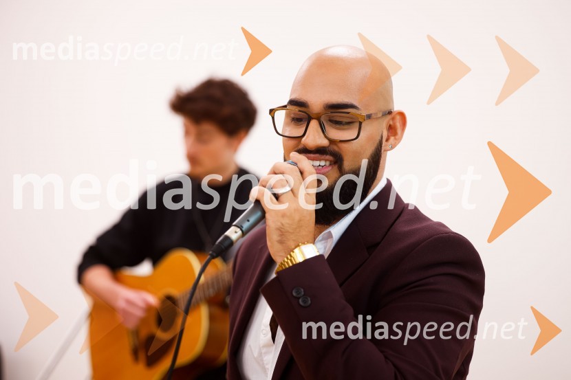 Odprtje dnevno varstvenega centra na Planini