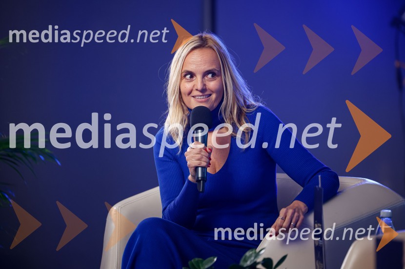  Ajša Vodnik, izvršna direktorica AmCham (Ameriška gospodarska zbornica)Poslovna liderka in poslovni lider 2023