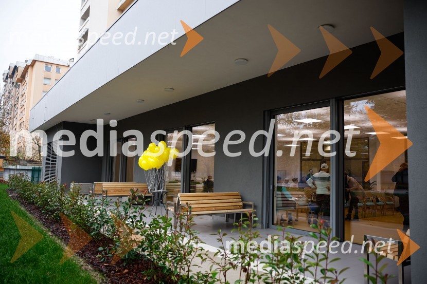 Odprtje dnevno varstvenega centra na Planini