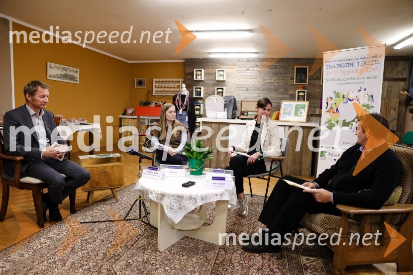  Sebastijan  Zupanc, direktor Zbornice komunalnega gospodarstva pri GZS;  Katja  Sreš, predsednica, Ekologi brez meja;  dr. Polonca Ojsteršek Zorčič, vodja Sektorja za ravnanje z odpadki, Ministrstvo za okolje in prostor;  Jože Gregorič, JP Voka SnagaEvropski teden zmanjševanja odpadkov, novinarska konferenca