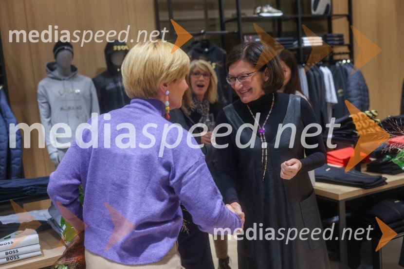  Petra Romih, vodja marketinga Europarka;  Jožica Brcar, komercialna direktorica Magistrat InternationalOtvoritev trgovin BOSS in HUGO v Europarku