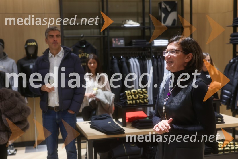  Bor Greiner, odgovorni urednik, Radio City;  Jožica Brcar, komercialna direktorica Magistrat InternationalOtvoritev trgovin BOSS in HUGO v Europarku