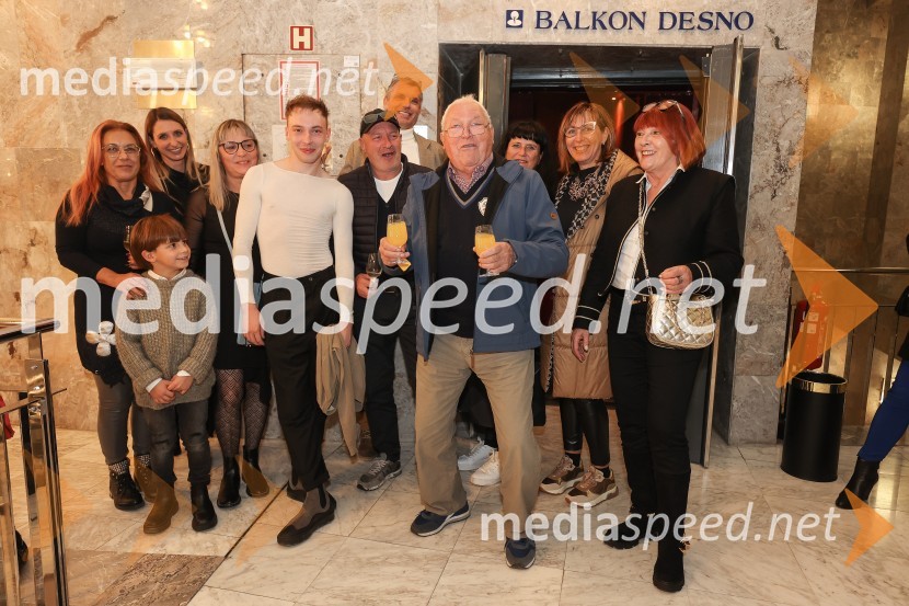  ... ;  ... ;  ... ;  ... ;  Luka Vodopivec, plesalec;  ... ;  ... ;  ... ;  ... ;  ... ;  ... Perpetuum mobile, plesna predstava v SNG Nova Gorica