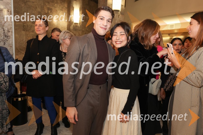  Marco Arzenton, plesalec;  Eri Nishibara, plesalkaPerpetuum mobile, plesna predstava v SNG Nova Gorica