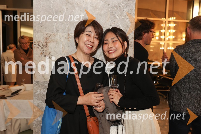  ... ;  Eri Nishibara, plesalkaPerpetuum mobile, plesna predstava v SNG Nova Gorica