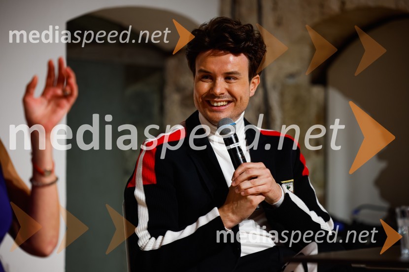  Rok Smolej, televizijecPogovori, ki so mi spremenili življenje, izid knjige Zvezdane Mlakar in Roka Smoleja