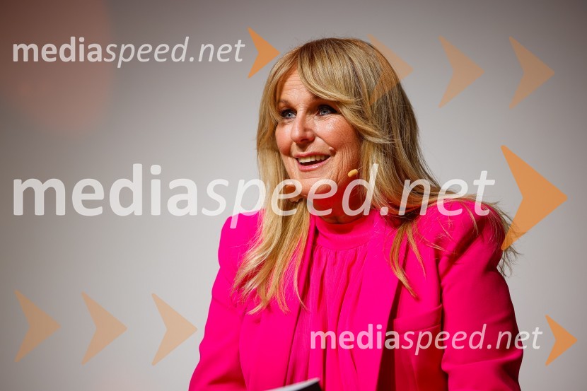  Zvezdana  Mlakar, igralkaPogovori, ki so mi spremenili življenje, izid knjige Zvezdane Mlakar in Roka Smoleja