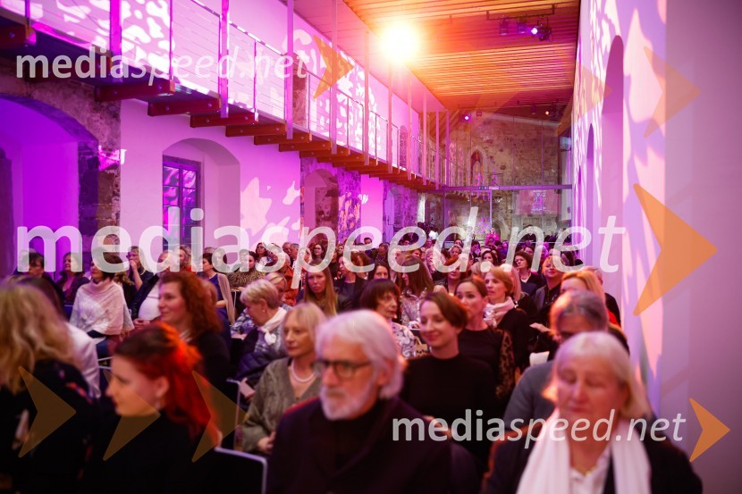 Pogovori, ki so mi spremenili življenje, izid knjige Zvezdane Mlakar in Roka Smoleja