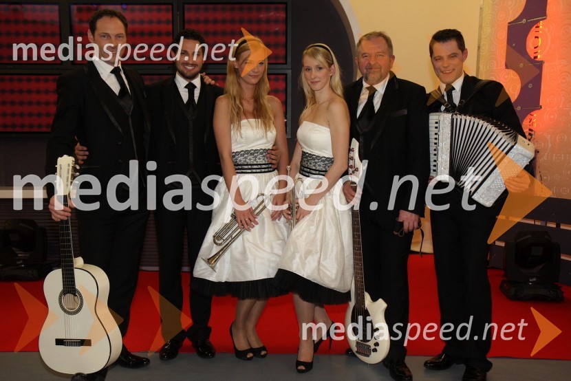 Skupina ČukiRdeča preproga s Sebastianom, snemanje oddaje