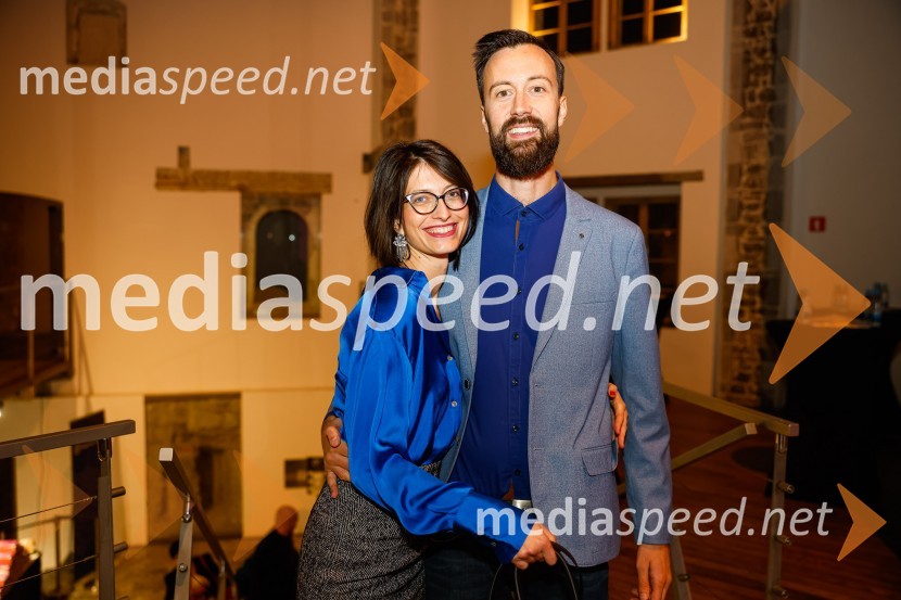  Tjaša Kreuzer;  Jan  Kreuzer, stand up komikPogovori, ki so mi spremenili življenje, izid knjige Zvezdane Mlakar in Roka Smoleja