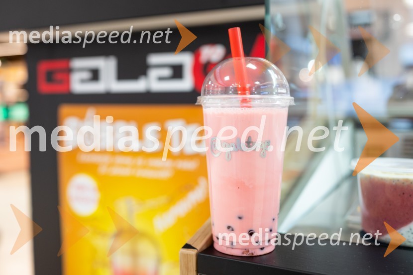 Praznična okrasitev v City centru Celje