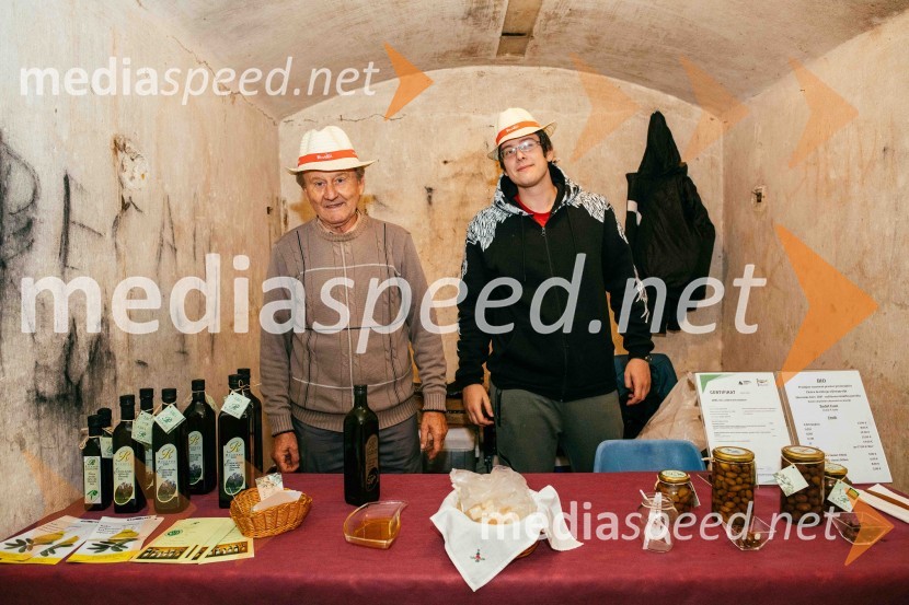 Vinska pot v rovih pod starim Kranjem 2022, petek