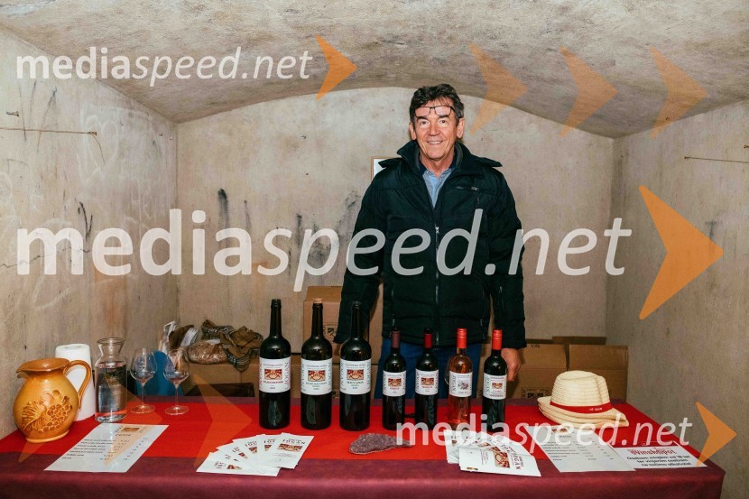 Vinska pot v rovih pod starim Kranjem 2022, petek