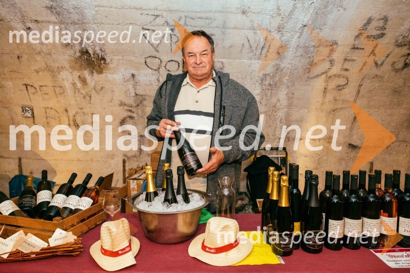 Vinska pot v rovih pod starim Kranjem 2022, petek