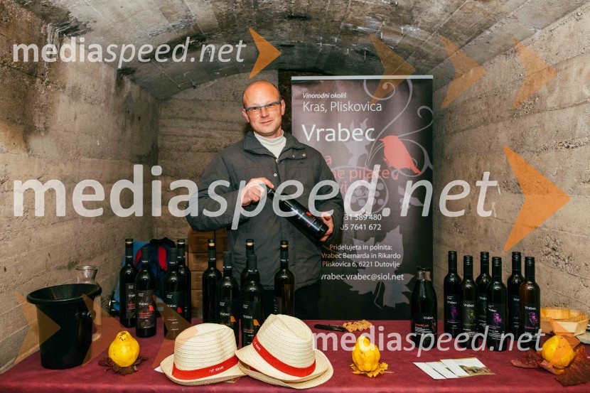 Vinska pot v rovih pod starim Kranjem 2022, petek