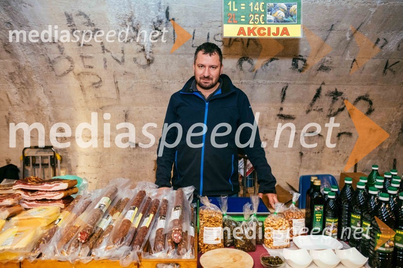 Vinska pot v rovih pod starim Kranjem 2022, petek