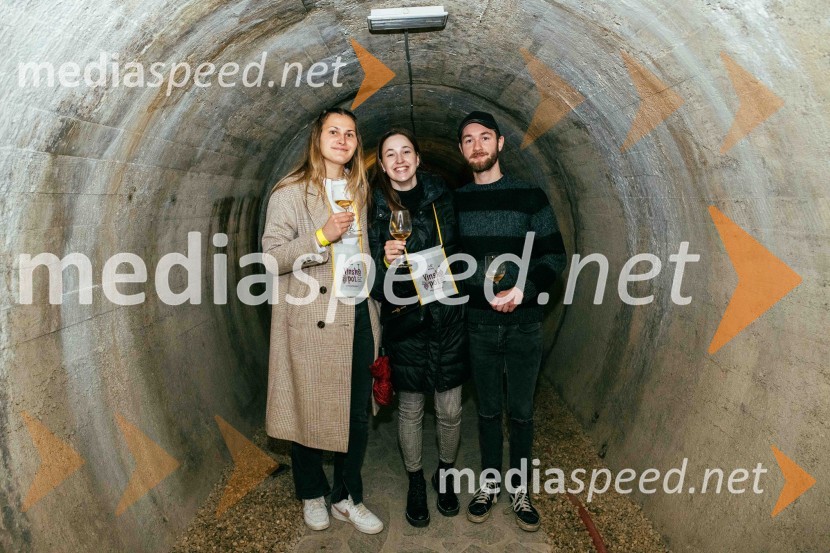 Vinska pot v rovih pod starim Kranjem 2022, petek