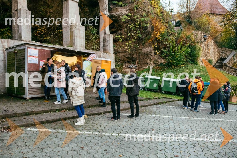 Vinska pot v rovih pod starim Kranjem 2022, petek