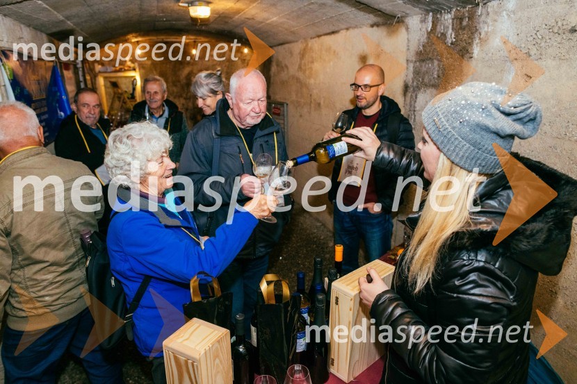 Vinska pot v rovih pod starim Kranjem 2022, petek