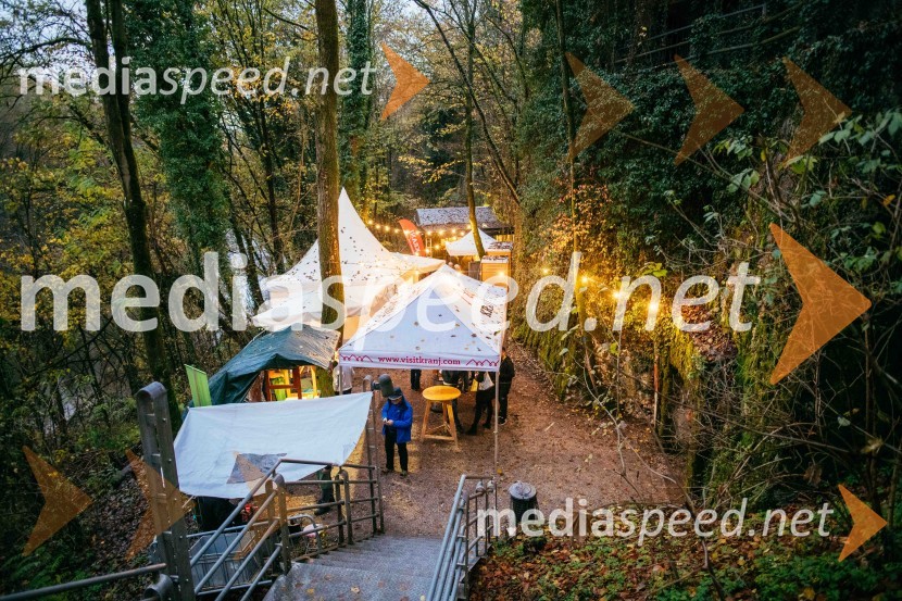 Vinska pot v rovih pod starim Kranjem 2022, petek