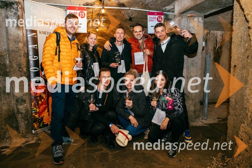 Vinska pot v rovih pod starim Kranjem 2022, petek