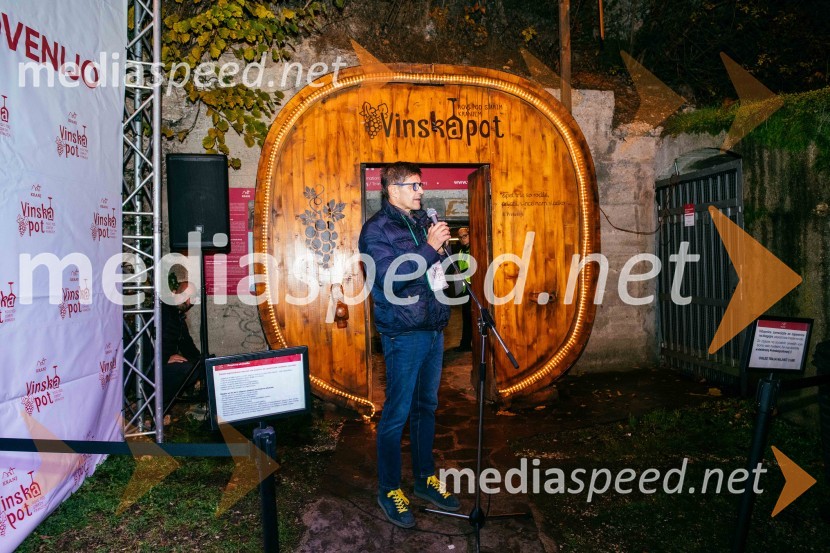 Vinska pot v rovih pod starim Kranjem 2022, petek