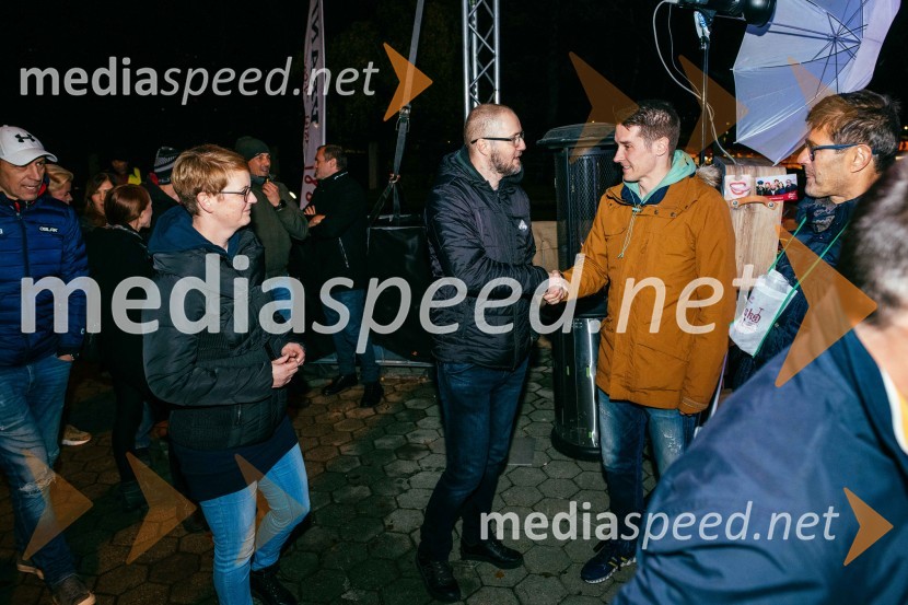 Vinska pot v rovih pod starim Kranjem 2022, petek