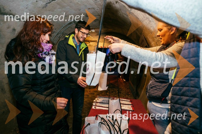 Vinska pot v rovih pod starim Kranjem 2022, petek