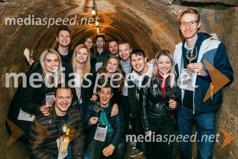 Vinska pot v rovih pod starim Kranjem 2022, petek