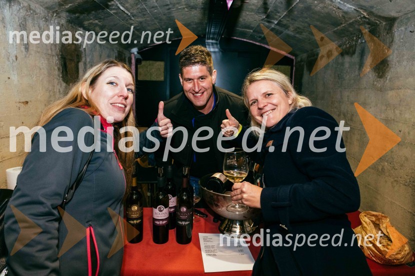 Posestvo RounaVinska pot v rovih pod starim Kranjem 2022, petek