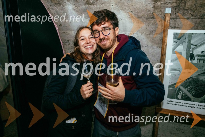 Vinska pot v rovih pod starim Kranjem 2022, petek