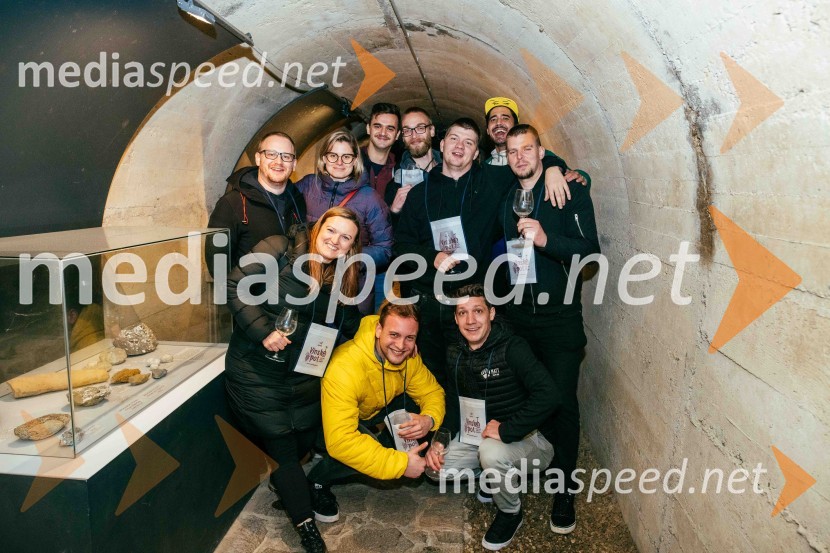 Vinska pot v rovih pod starim Kranjem 2022, petek