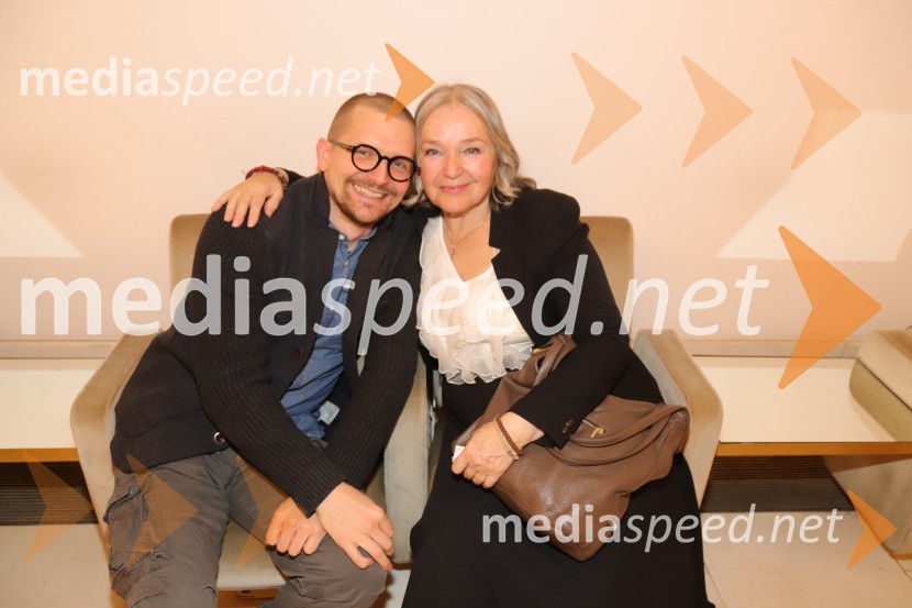  Matevž Biber, igralec;  Milada Kalezić, upokojena igralkaSamo ne se ustavit!, premiera drame v SNG Maribor